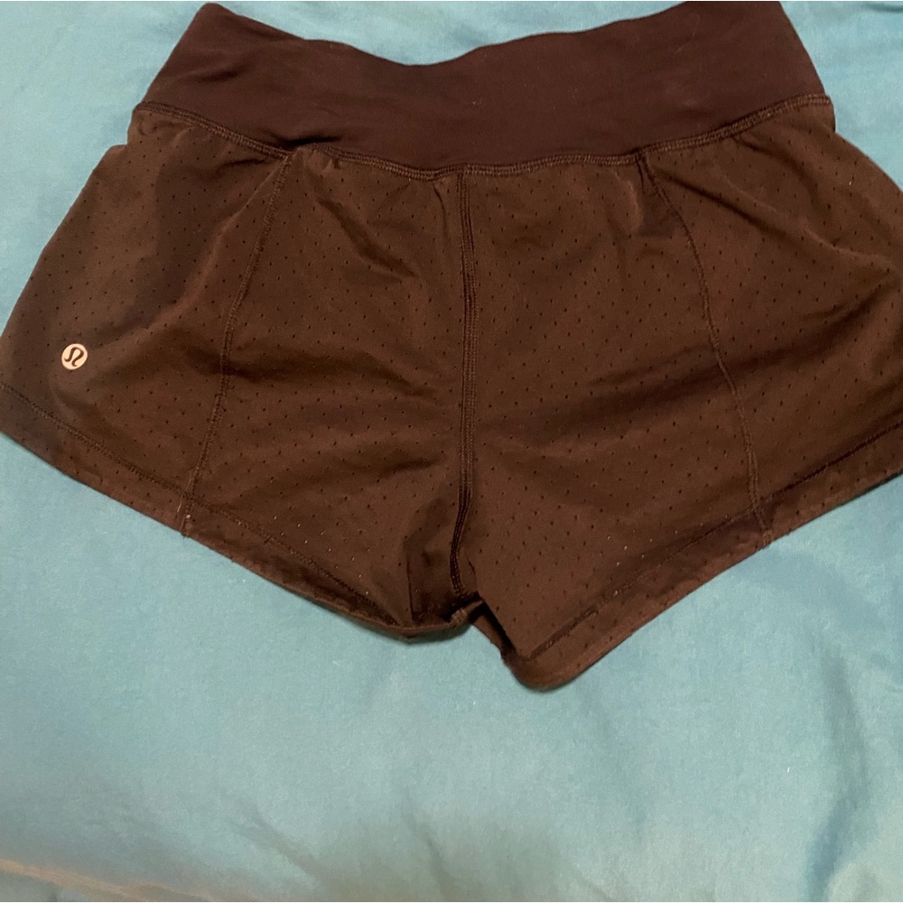 Lululemon Speed Shorts 2.5